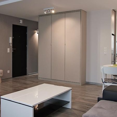 Apartament Piano ราชิบูร์ช ภายนอก รูปภาพ